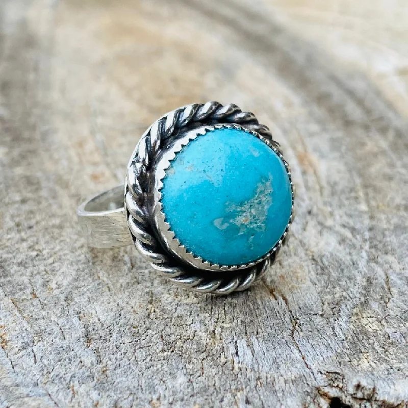 Women's cocktail rings-Blue Sky Turquoise Ring // Size 7