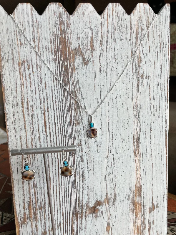 Women's Mother's Day necklaces-Turtle necklace and earring set