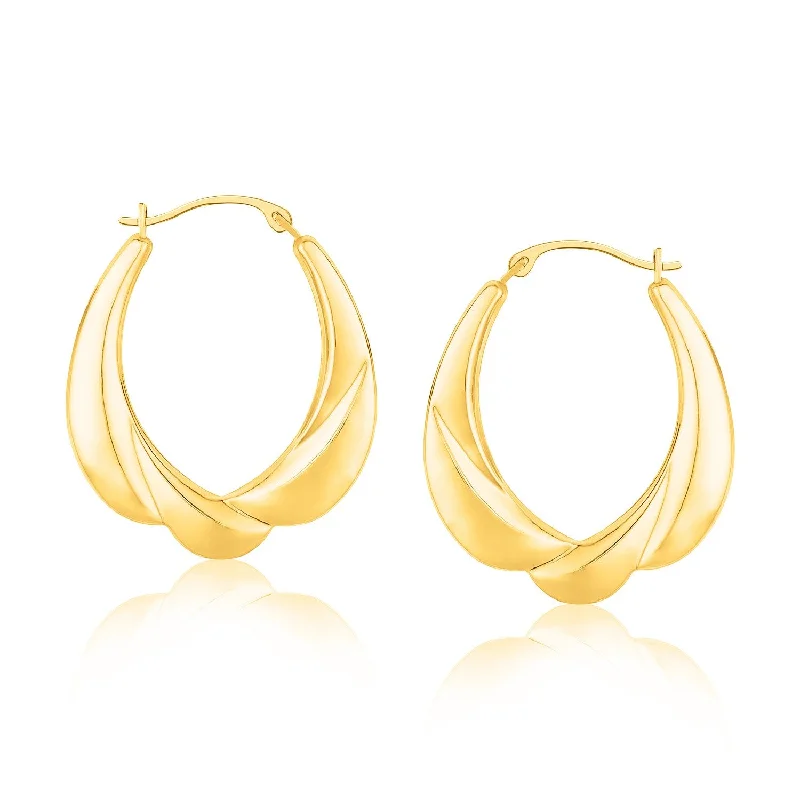 Women's travel earrings-14k Yellow Gold Scallop Motif Graduated Oval Hoop Earrings