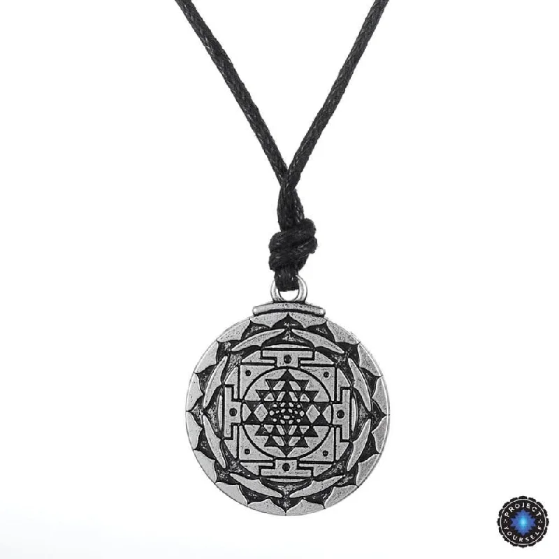 Women's bridal necklaces-Sri Yantra for Growth and Healing Amulet