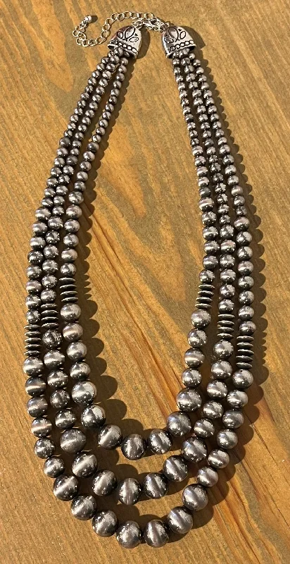 Women's Valentine's Day necklaces-Triple Strand Fashion Navajo Pearl Necklace