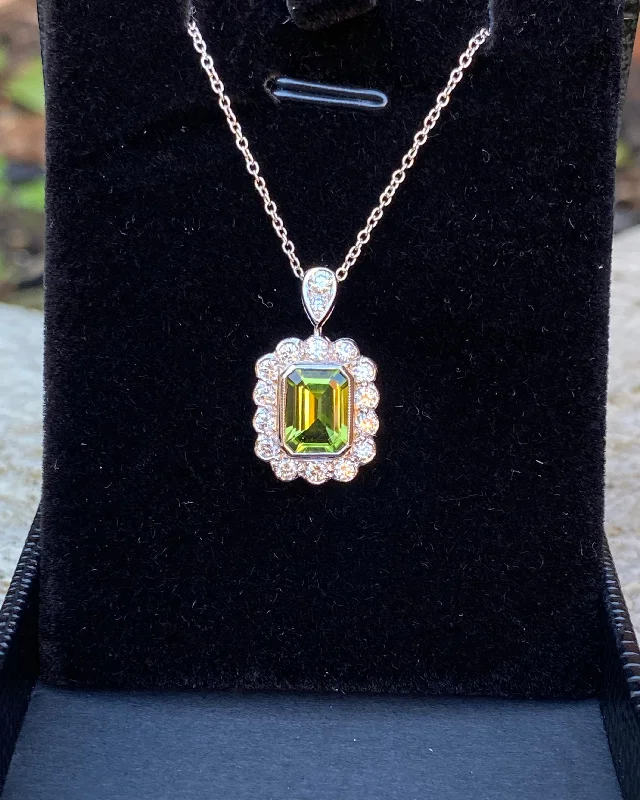 High-end women's necklaces-Victorian Style Peridot and Diamond Pendant 18ct White Gold 0.50ct + 1.60ct