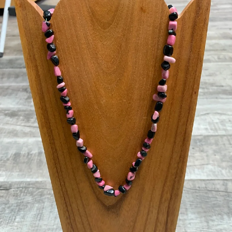 Women's charm necklaces-Rhodonite and black jade irregular necklace