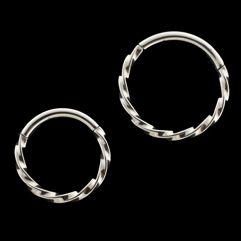 Women's cocktail rings-Twist- Titanium Hinged Ring