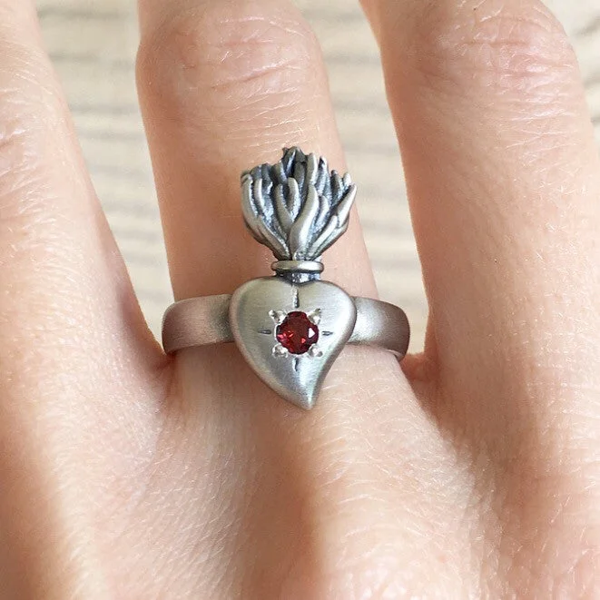 Women's everyday rings-Sacred Burning Heart Ring