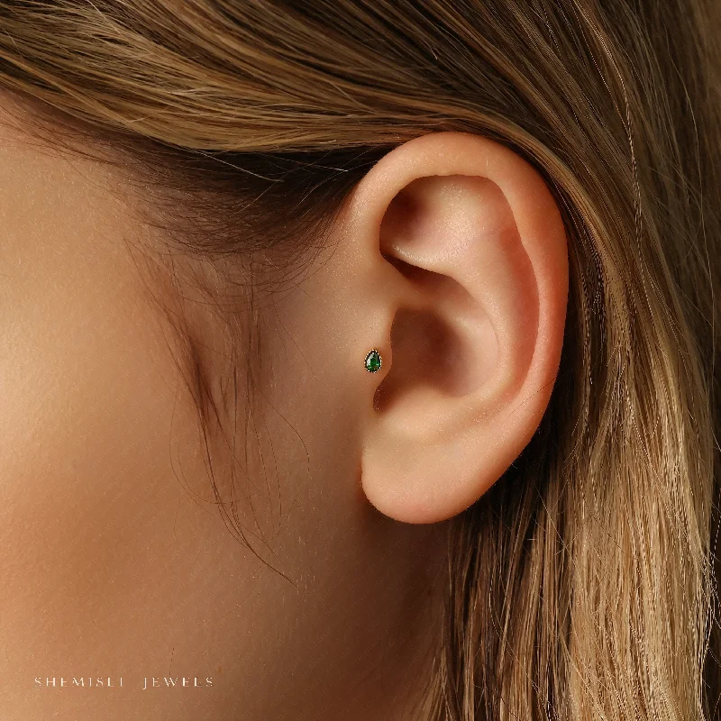 Women's pet memorial earrings-Tiny Teardrop Emerald Threadless Flat Back Tragus Stud, 20,18,16ga, 5-10mm Unisex, Surgical Steel SHEMISLI SS595