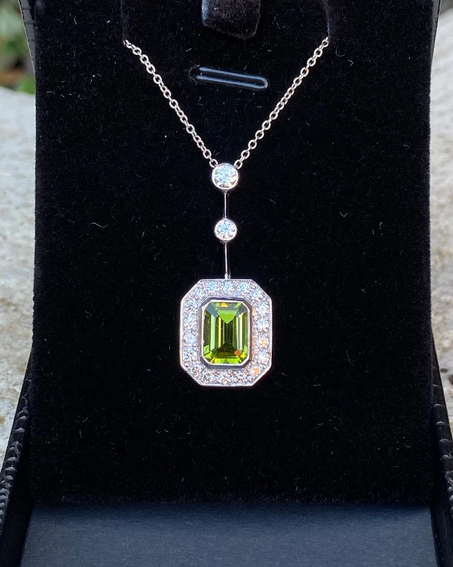 Women's statement necklaces-Peridot and Diamond Drop Pendant 18ct White Gold 0.65ct + 1.70ct