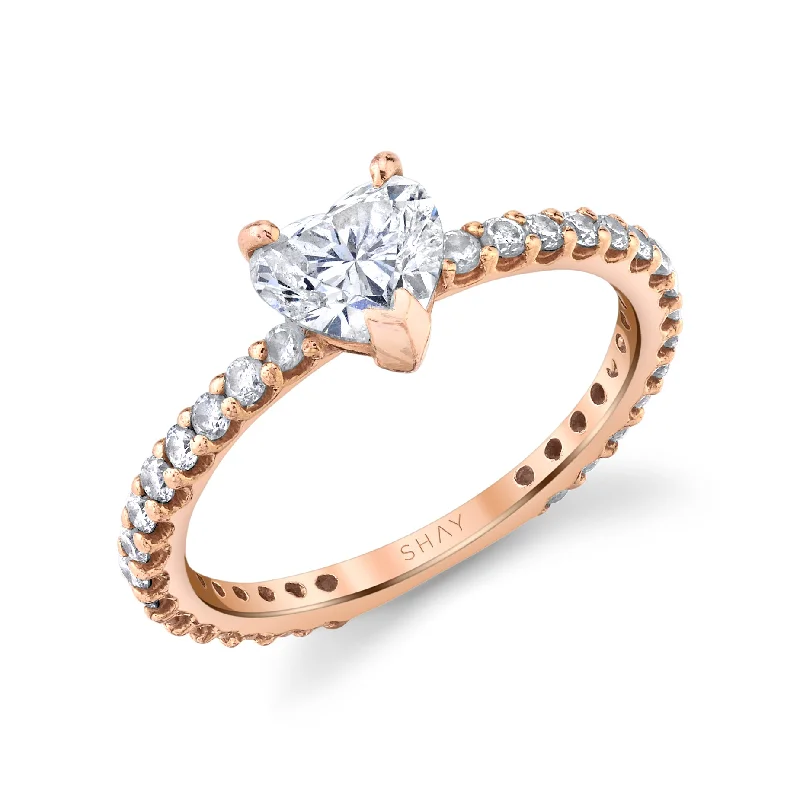 Women's formal rings-DIAMOND SOLITAIRE HEART RING