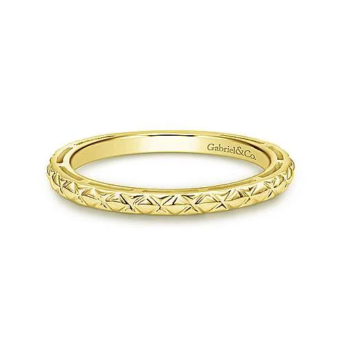 Women's minimalist rings-14K Y Gold Quilted pattern Stacking Ring