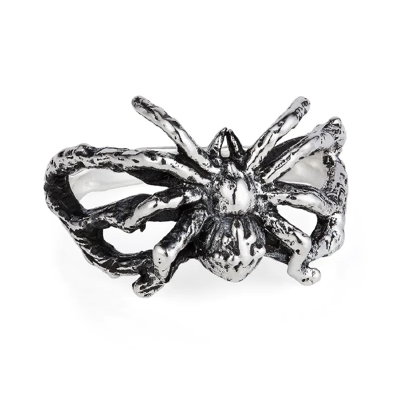 Women's vintage-inspired rings-Little Spider Ring by Yasmin Everley