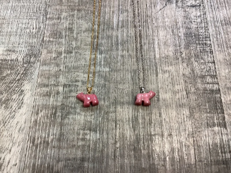 Women's zodiac necklaces-Rhodonite Bear Necklace