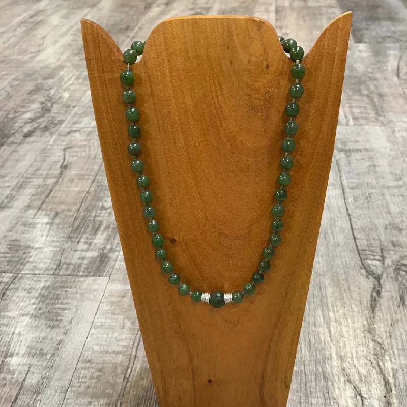 Women's beaded necklaces-Jade beaded necklace