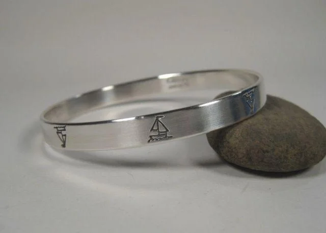 Women's holiday bangles-Sterling Silver Sailboat Bangle Bracelet